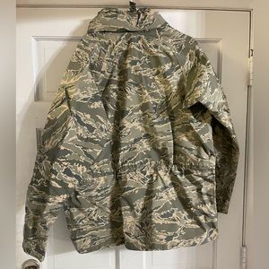 Military Air Force Tiger Stripe Brand New GORE-TEX PARKA. MEDIUM REGULAR